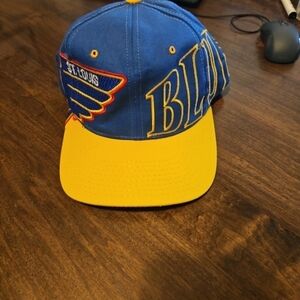 Vintage 90's St Louis Blues Starter snapback hat